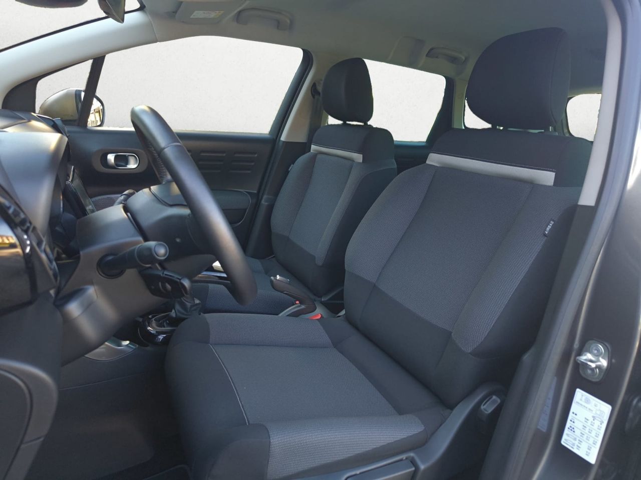 Citroën C3 Aircross BLUE HDI 110 C SERIES  - Foto 2