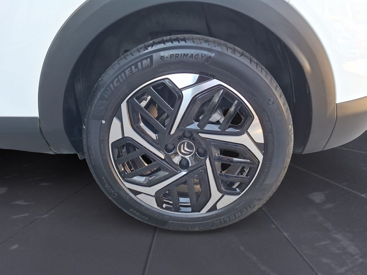 Citroën C4 BLUE HDI 130 CV EAT8 FEEL PACK  - Foto 2