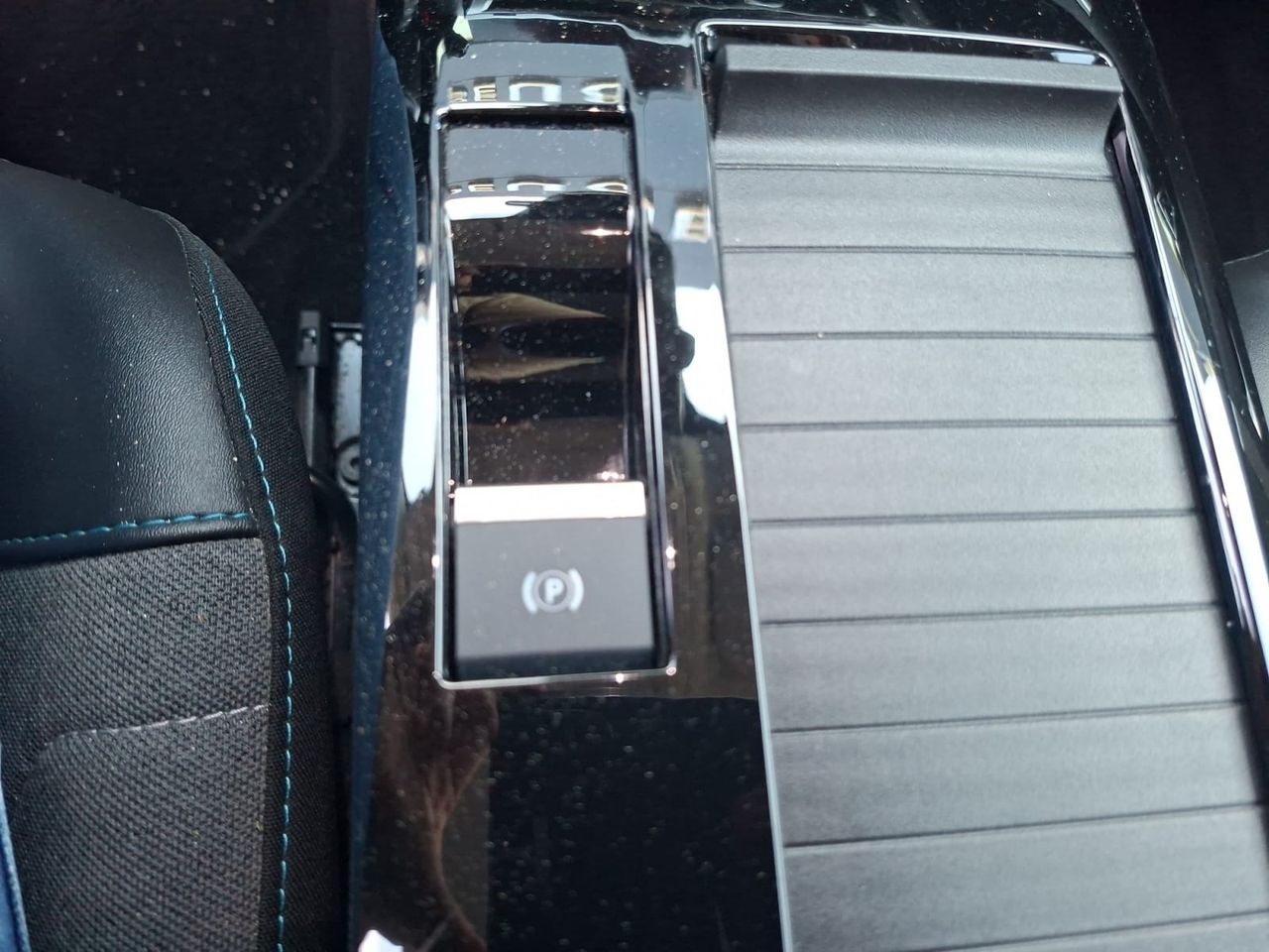 Citroën C4 BLUE HDI 130 CV EAT8 FEEL PACK  - Foto 2