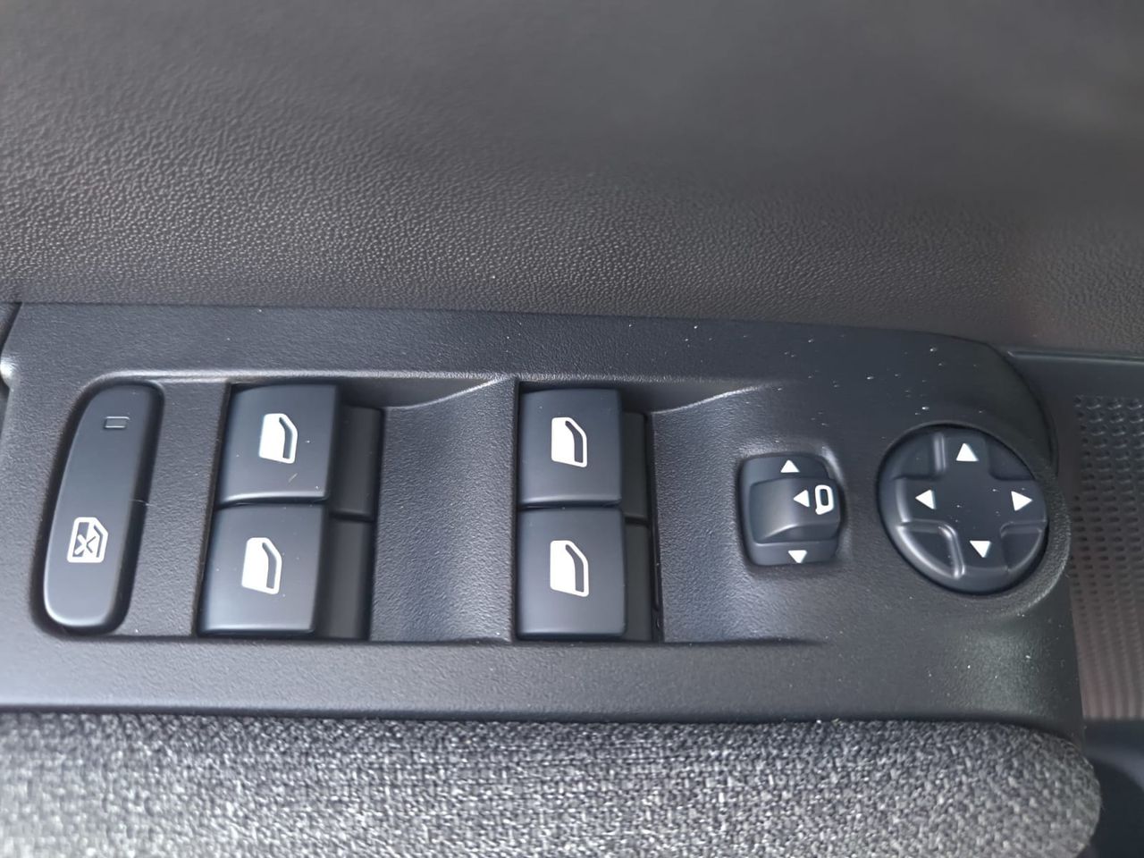 Citroën C3 Aircross BLUE HDI 100 CV C SERIES  - Foto 2