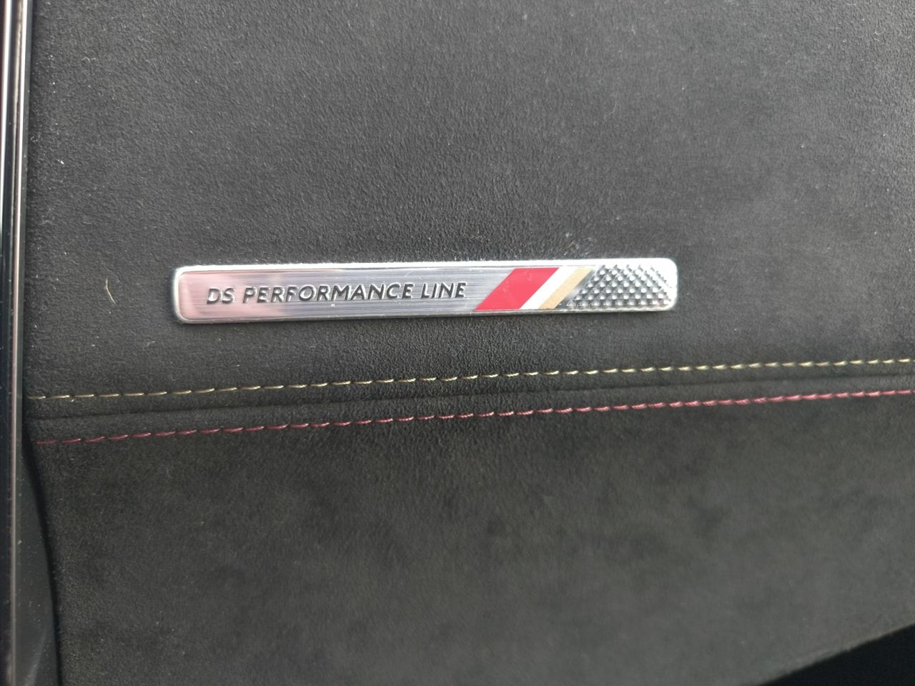 DS DS 7 Crossback PURE TECH 180 CV AUT PERFORMANCE LINE  - Foto 2