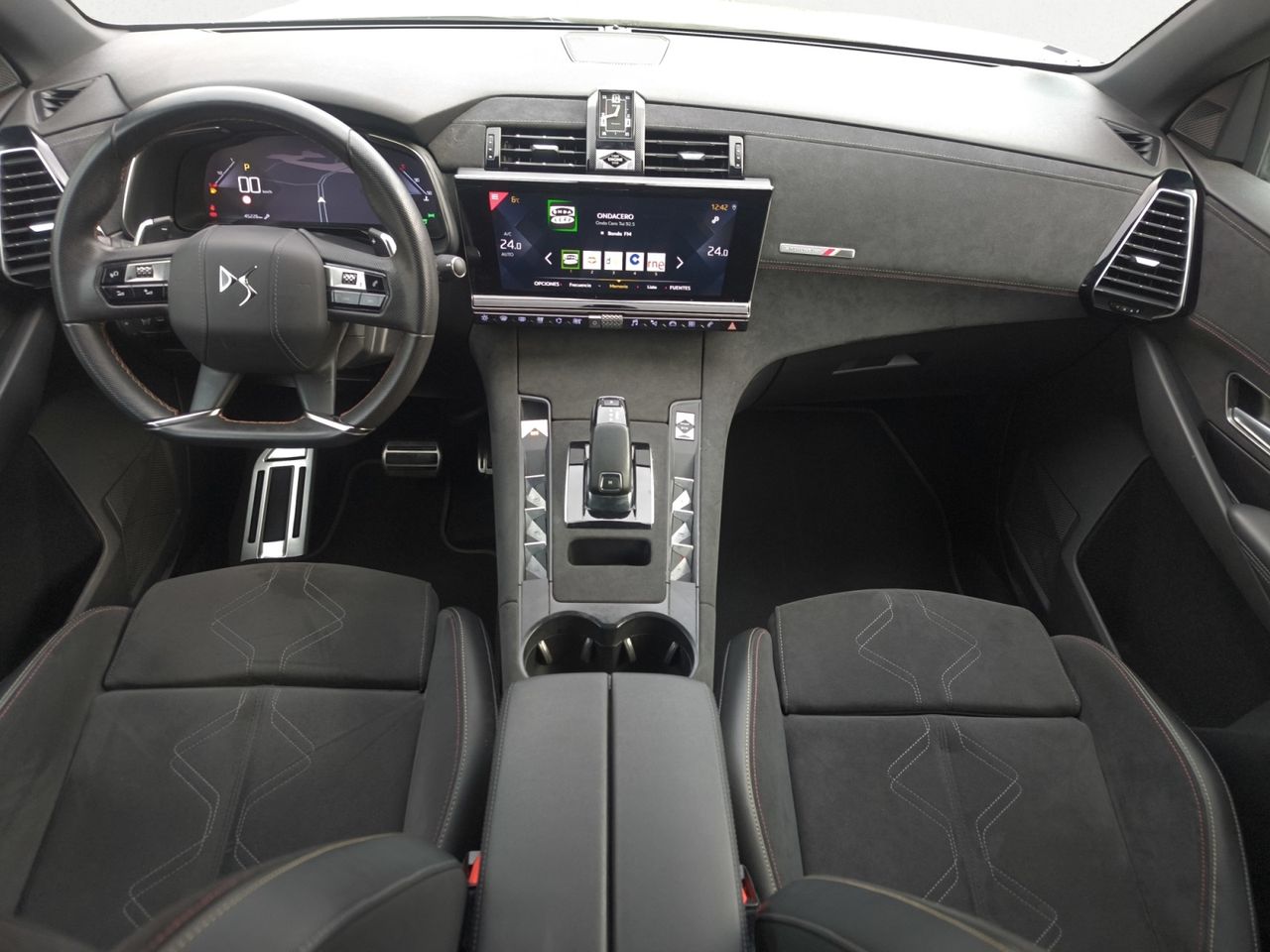 DS DS 7 Crossback PURE TECH 180 CV AUT PERFORMANCE LINE  - Foto 2