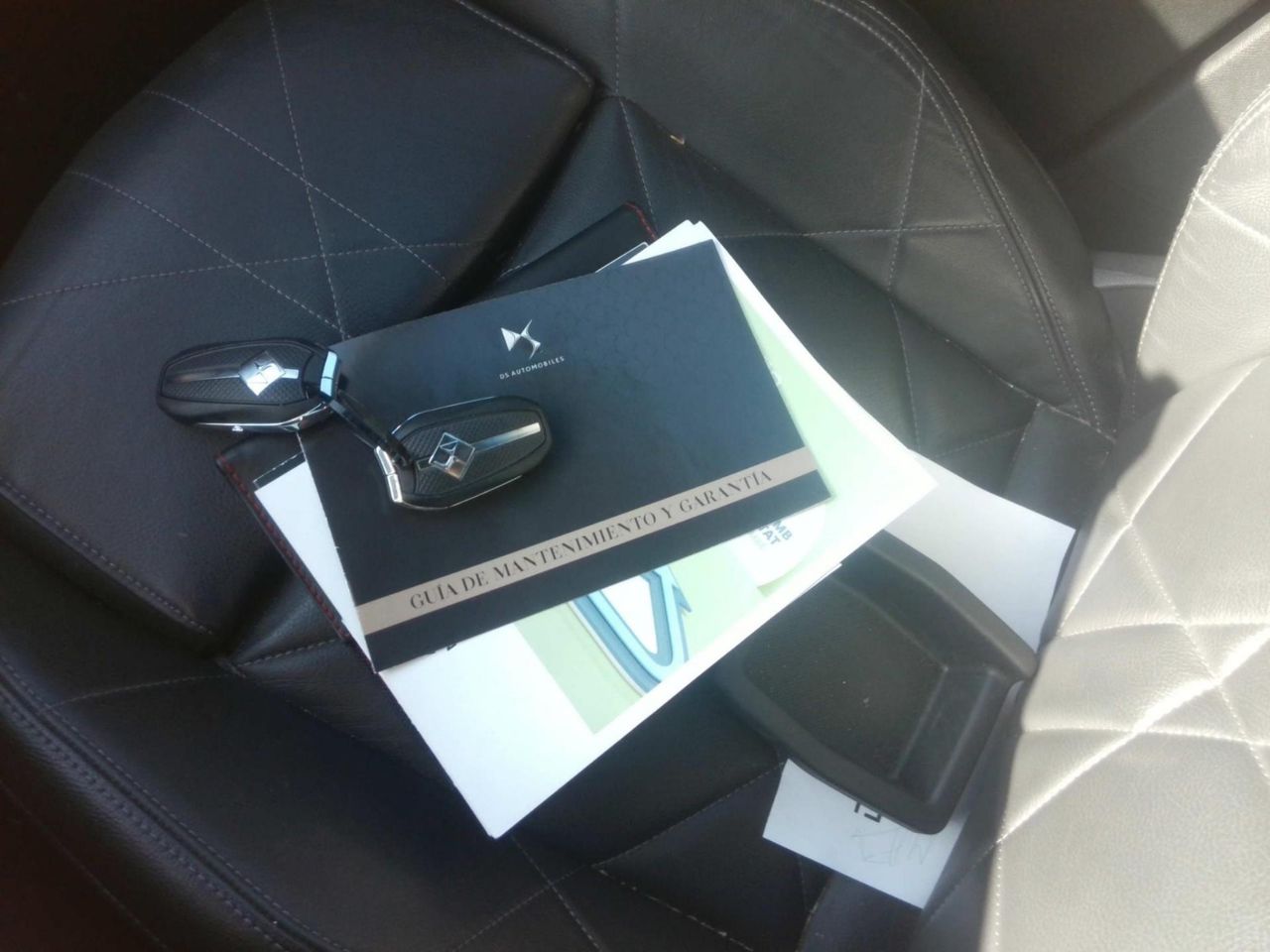 DS DS 7 Crossback E TENSE 225 LIGNE NOIRE  - Foto 2