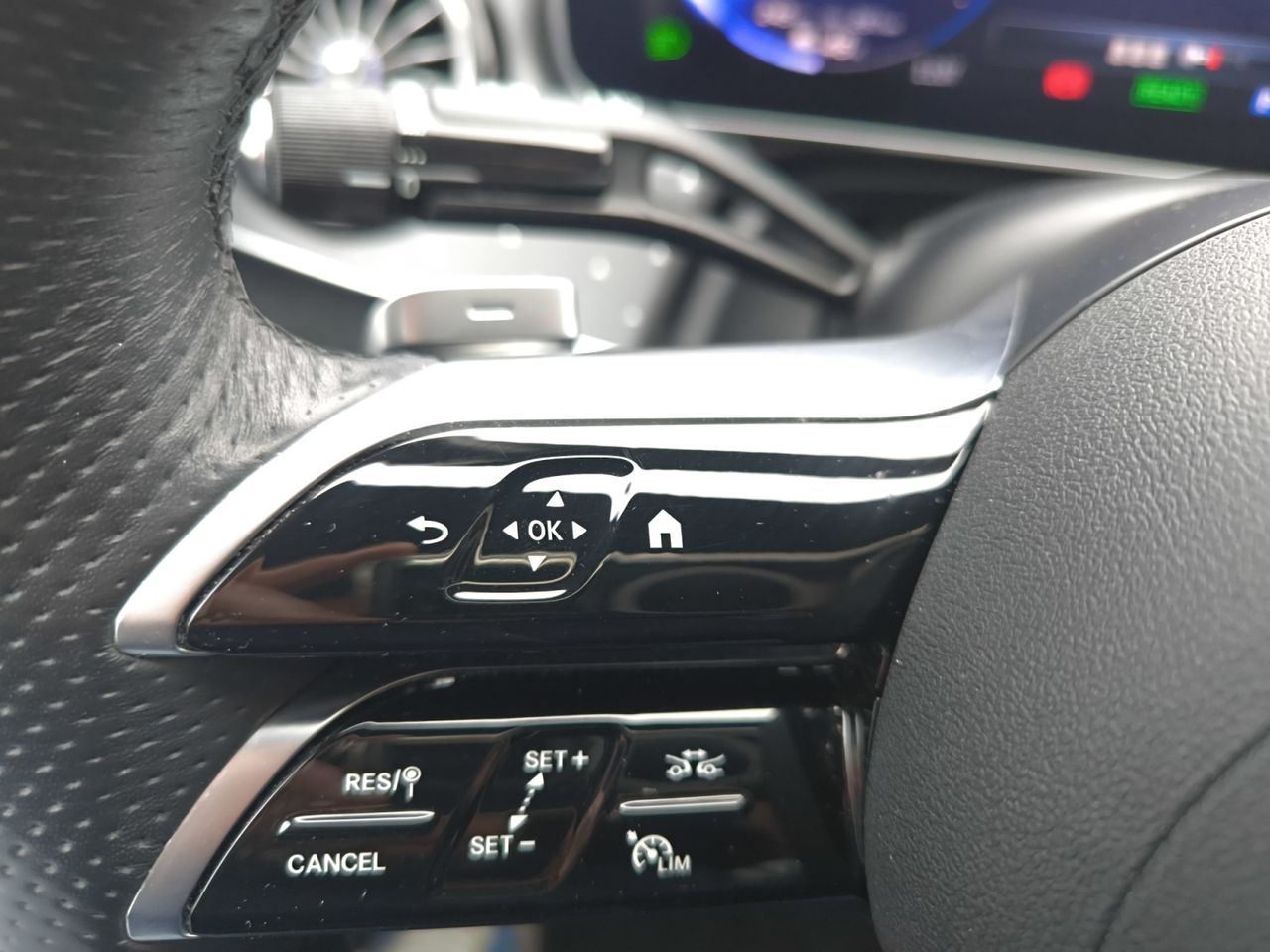 Mercedes EQE 350 AMG LINE LL20