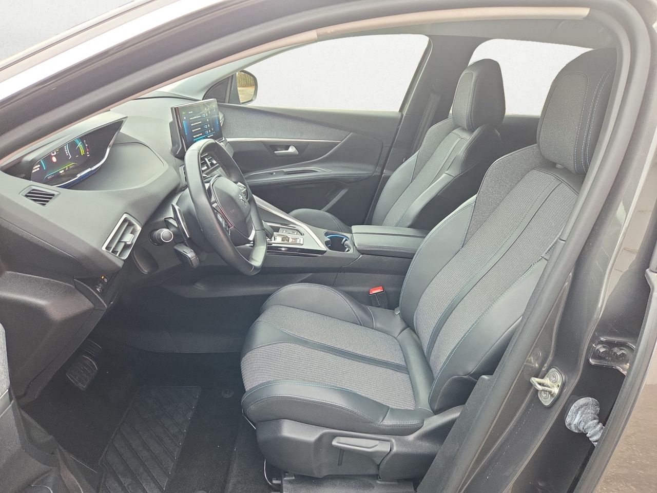 Peugeot 3008 Hybrid ALLURE PACK HYBRID 225 e EAT8   - Foto 2