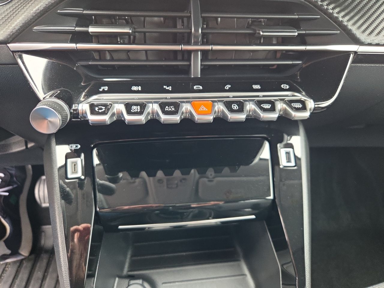 Peugeot 2008 ALLURE PACK BLUE HDI 110 CV  - Foto 2