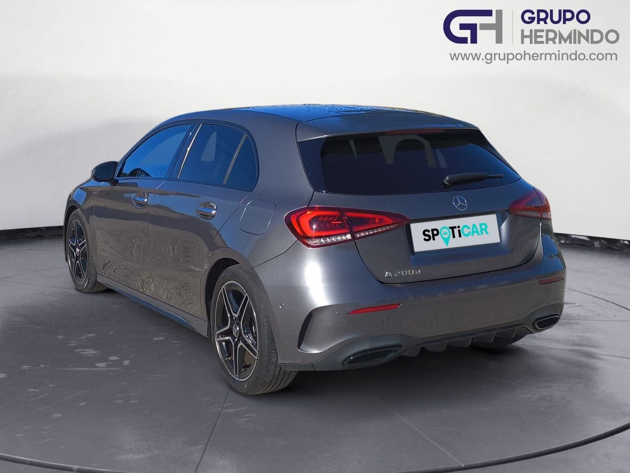 Mercedes Clase A 200 D AMG LINE+PAQUETE PREMIUM+SMARTPHONE  - Foto 2