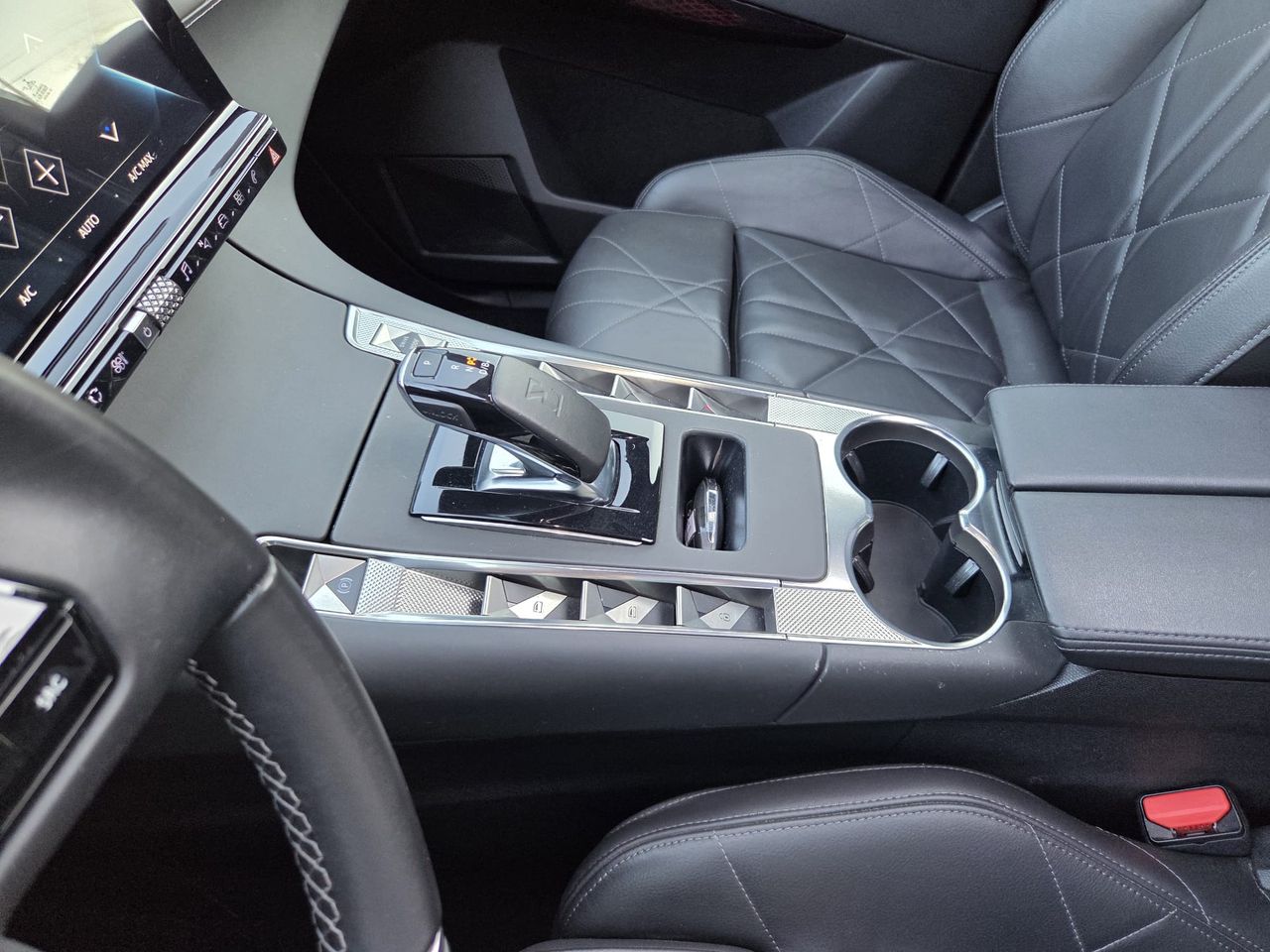 DS DS 7 Crossback E TENSE 4X4 GRAND CHIC  - Foto 2