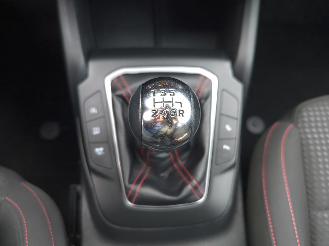 Ford Focus 1.0 ECOBOOST ST LINE 125 CV  - Foto 2