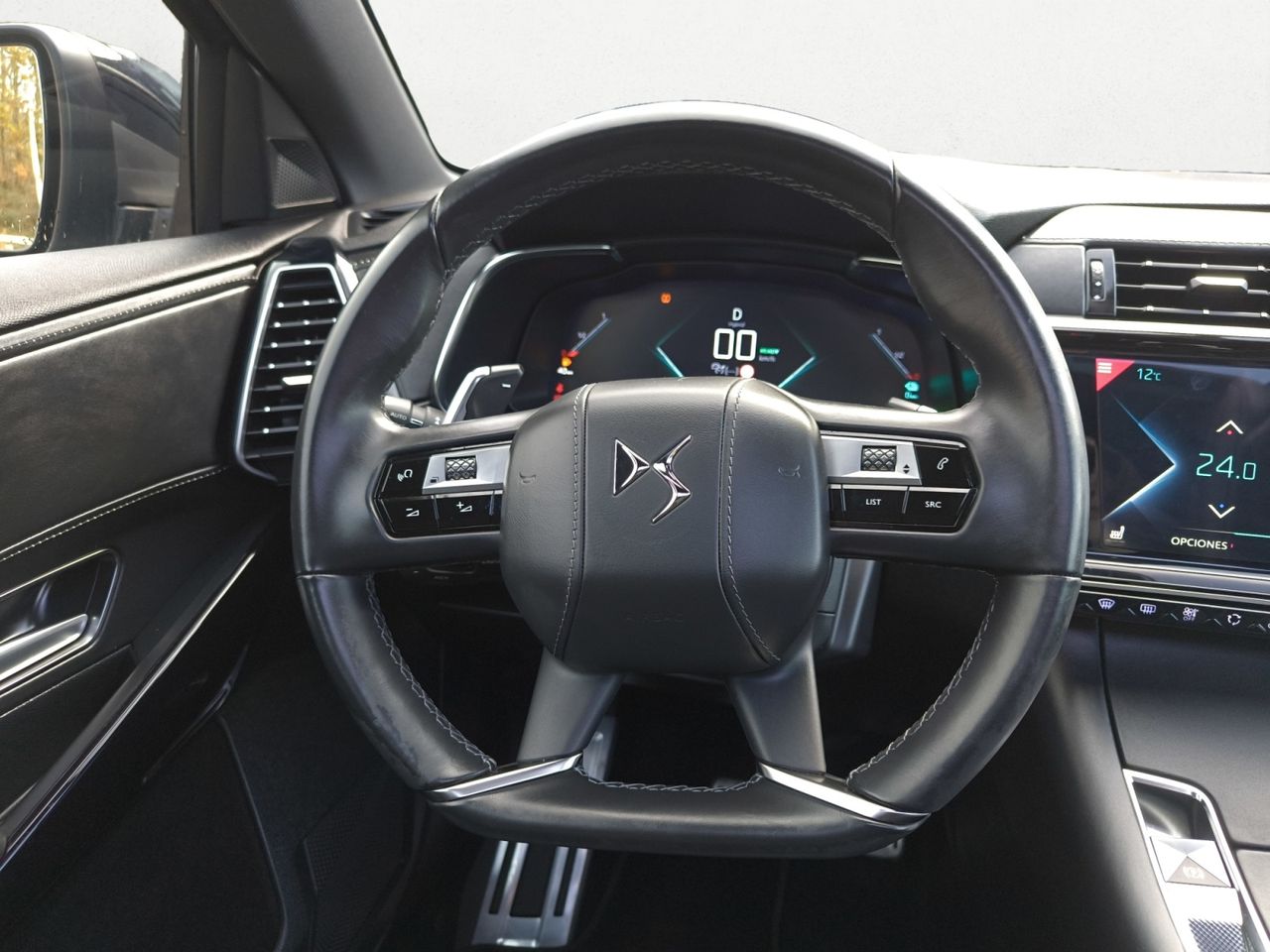 DS DS 7 Crossback E TENSE 300 4X4 LOUVRE  - Foto 2