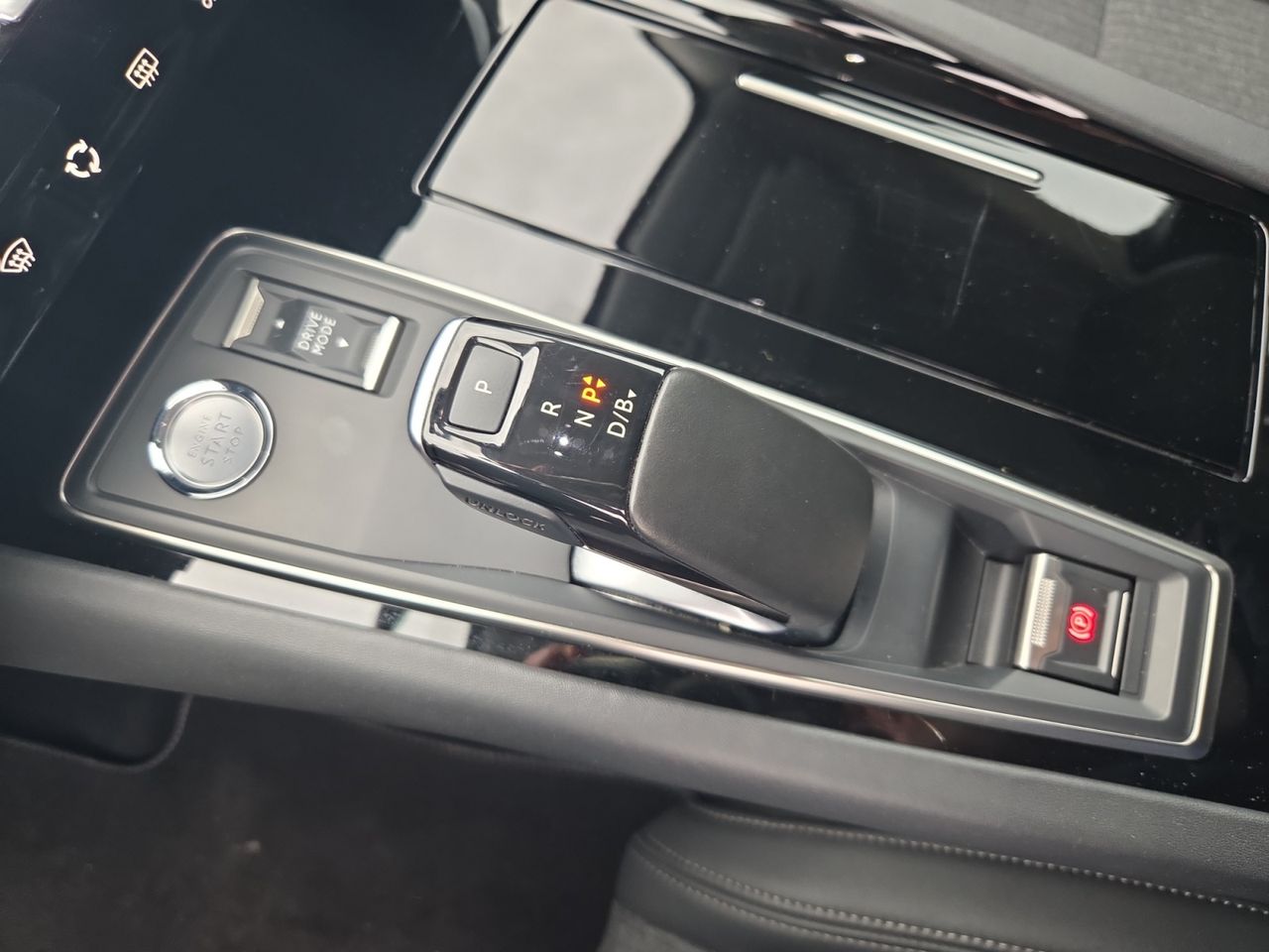 Peugeot 508 Hybrid ALLURE HYBRID 225 e EAT8  - Foto 2