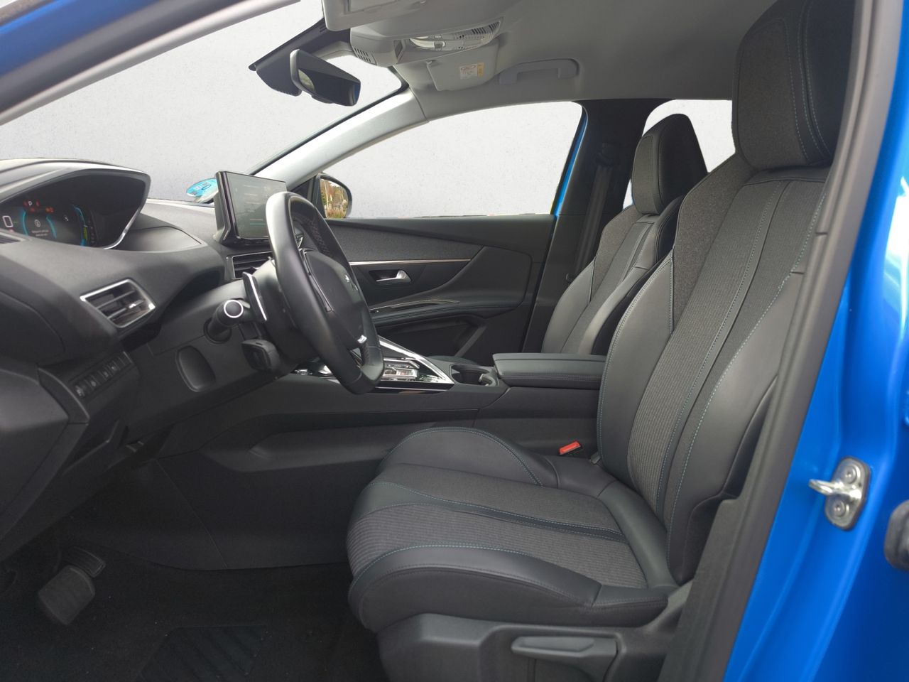 Peugeot 3008 Hybrid ALLURE PACK PLUG IN HYBRID 225 e EAT8  - Foto 2