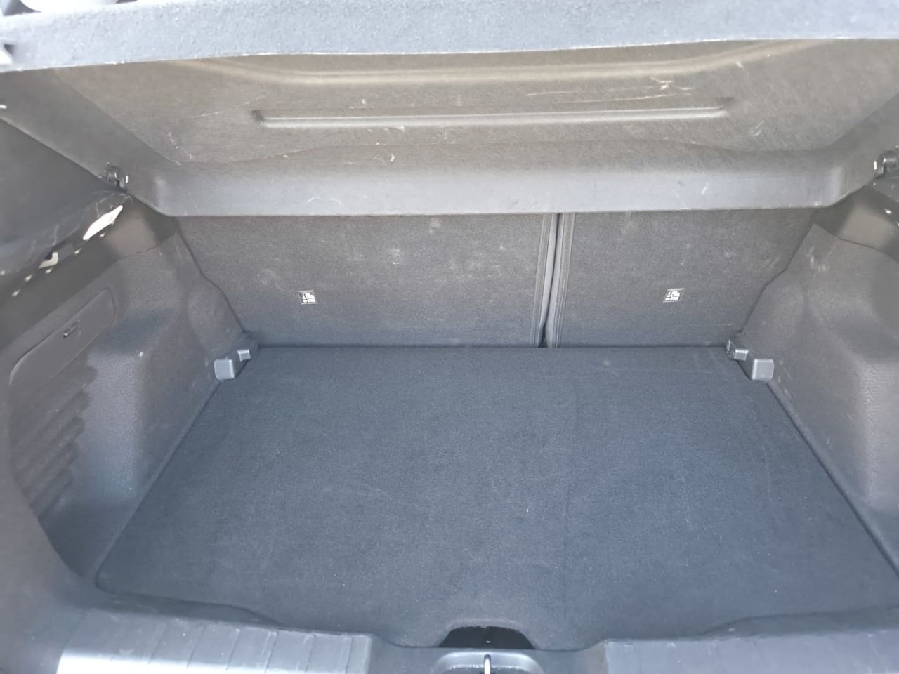 Jeep Avenger 1.2 ALTITUDE  - Foto 2