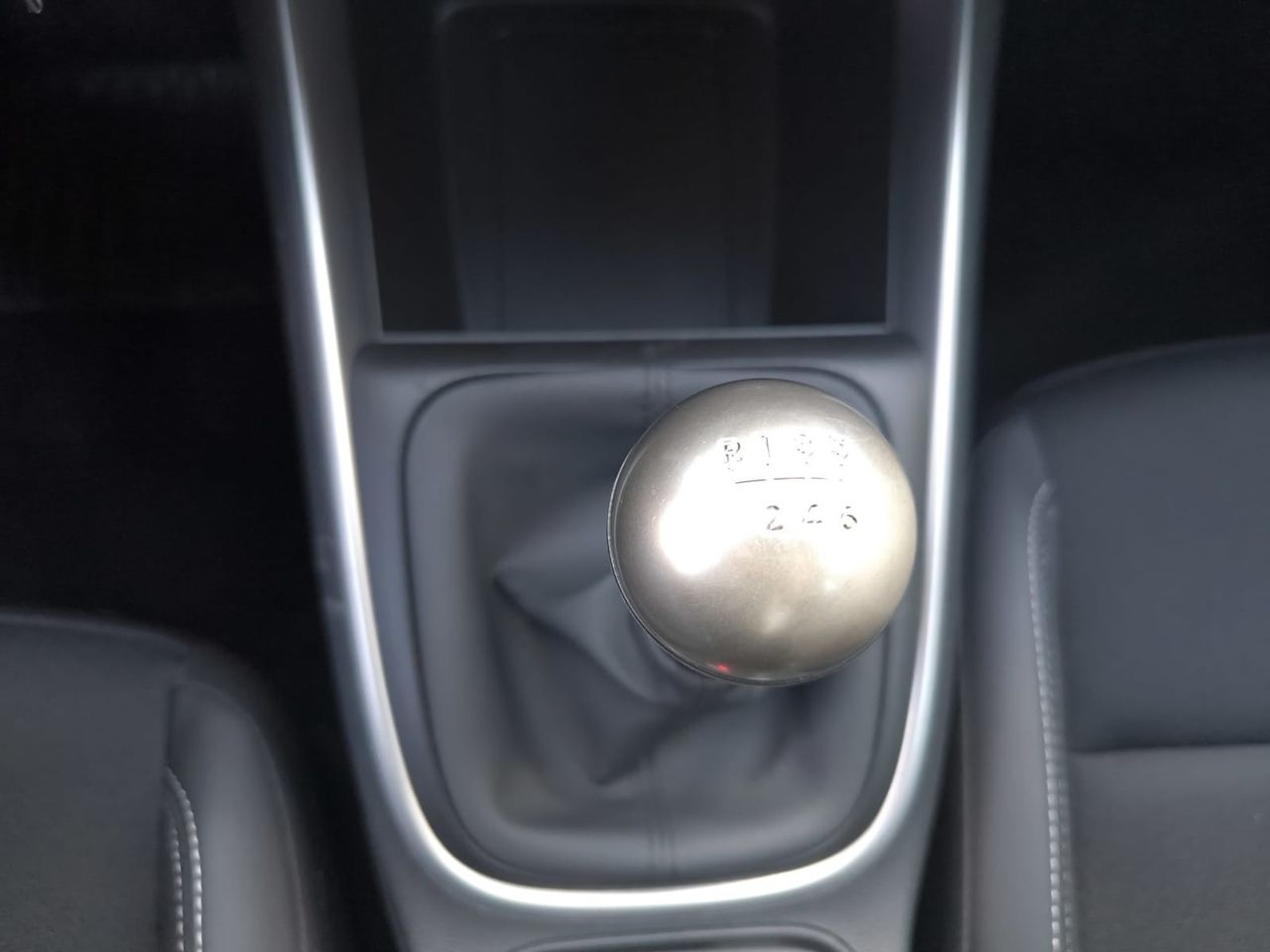 Jeep Avenger 1.2 ALTITUDE  - Foto 2