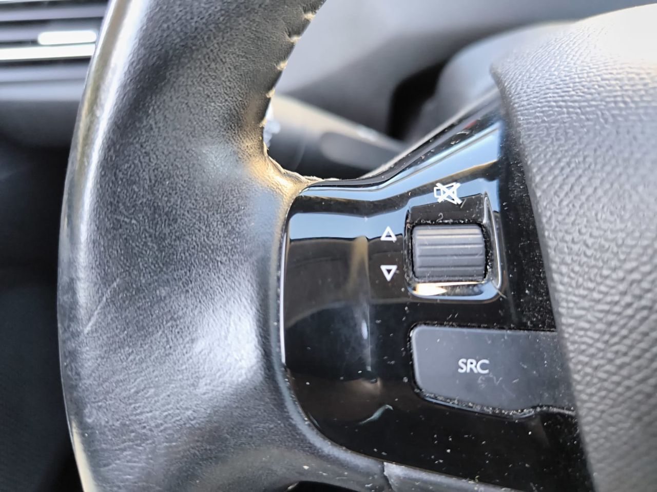 Peugeot 308 STYLE BLUE HDI 100 CV  - Foto 2