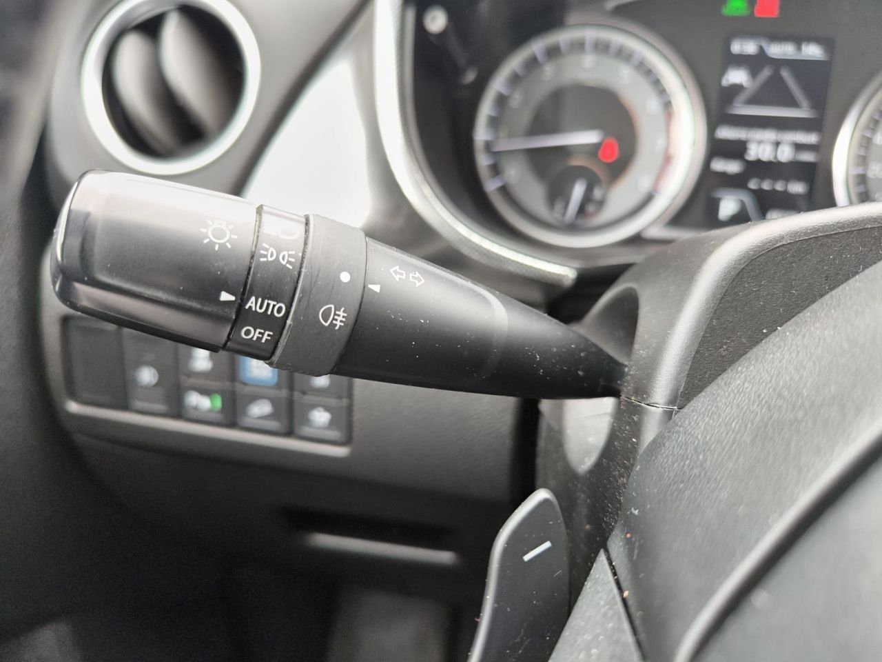 Suzuki Vitara 1.5 GLX 4WD STRONG HYBRID AUTO  - Foto 2