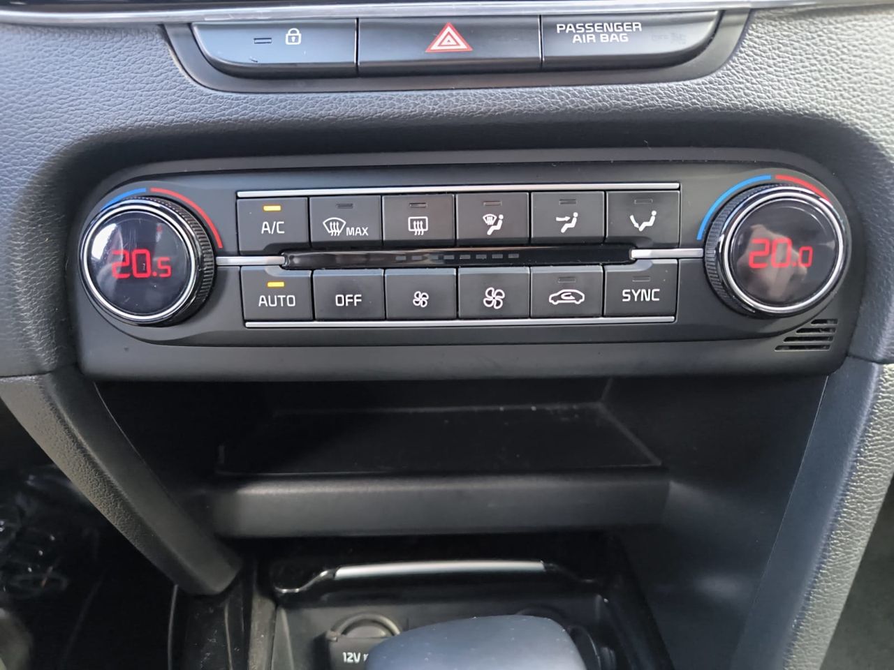 Kia XCeed 1.6 MHEV CRDI TECH 136 CV  - Foto 2