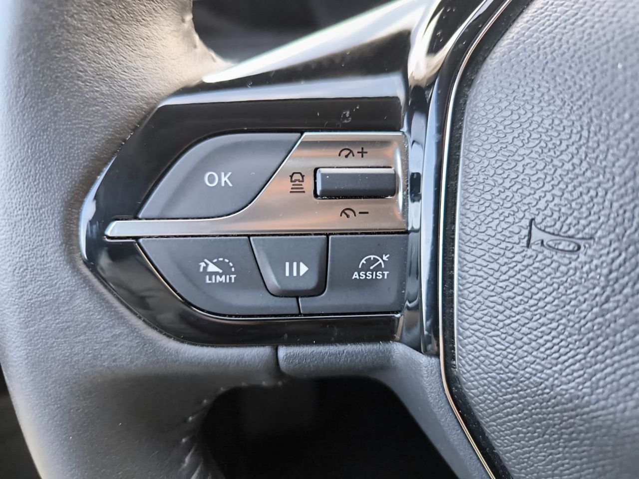 Peugeot 308 ALLURE PACK BLUE HDI 130 CV  - Foto 2