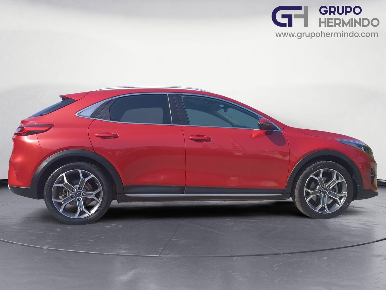 Kia XCeed 1.6 CRDI TECH  - Foto 2