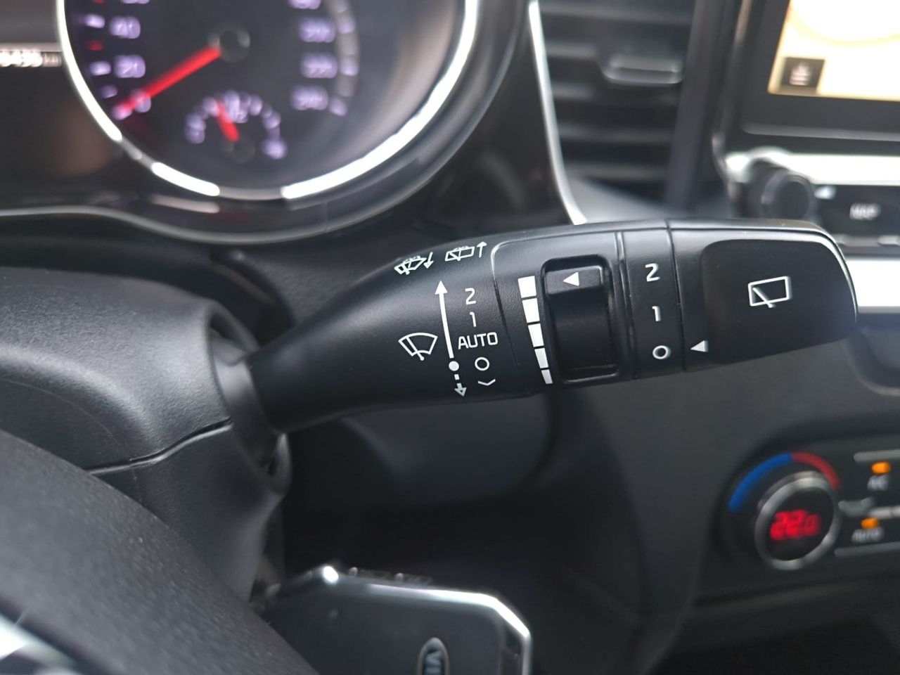 Kia XCeed 1.6 CRDI TECH  - Foto 2