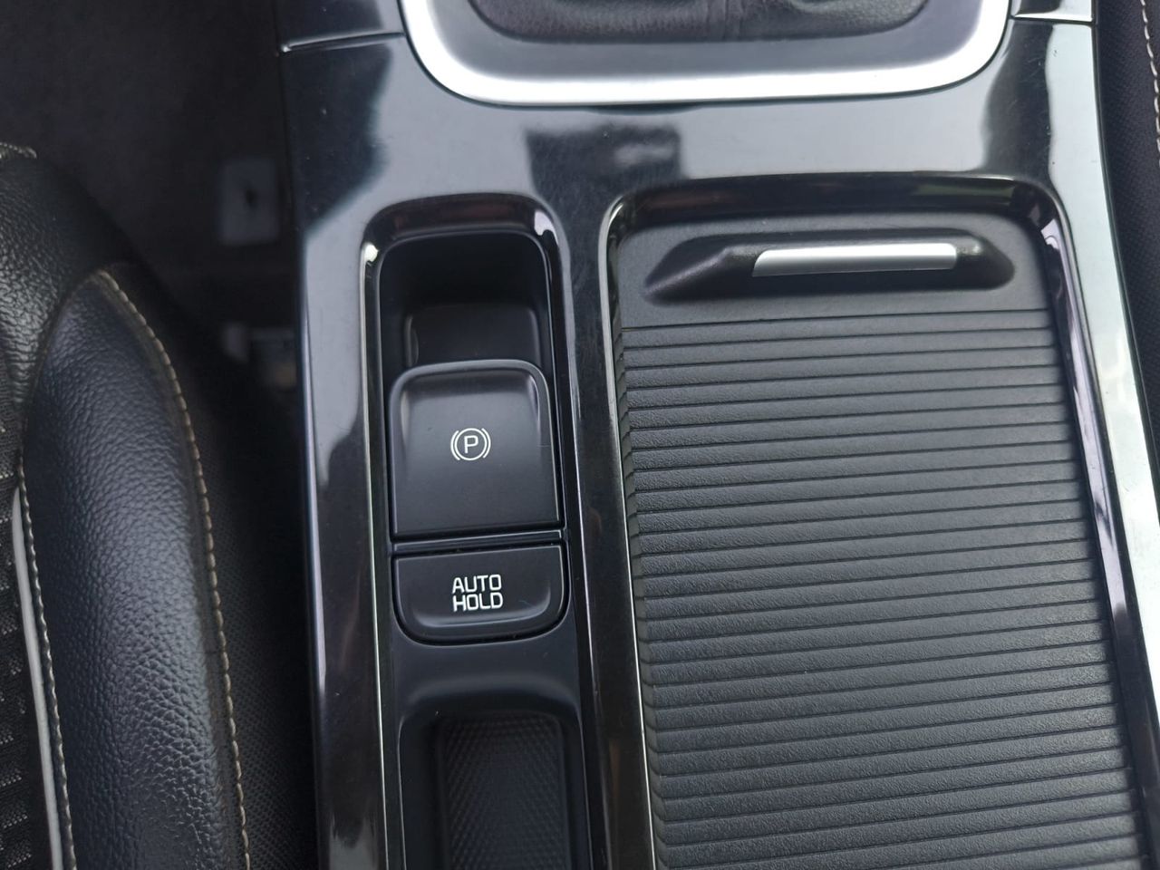 Kia XCeed 1.6 CRDI TECH  - Foto 2