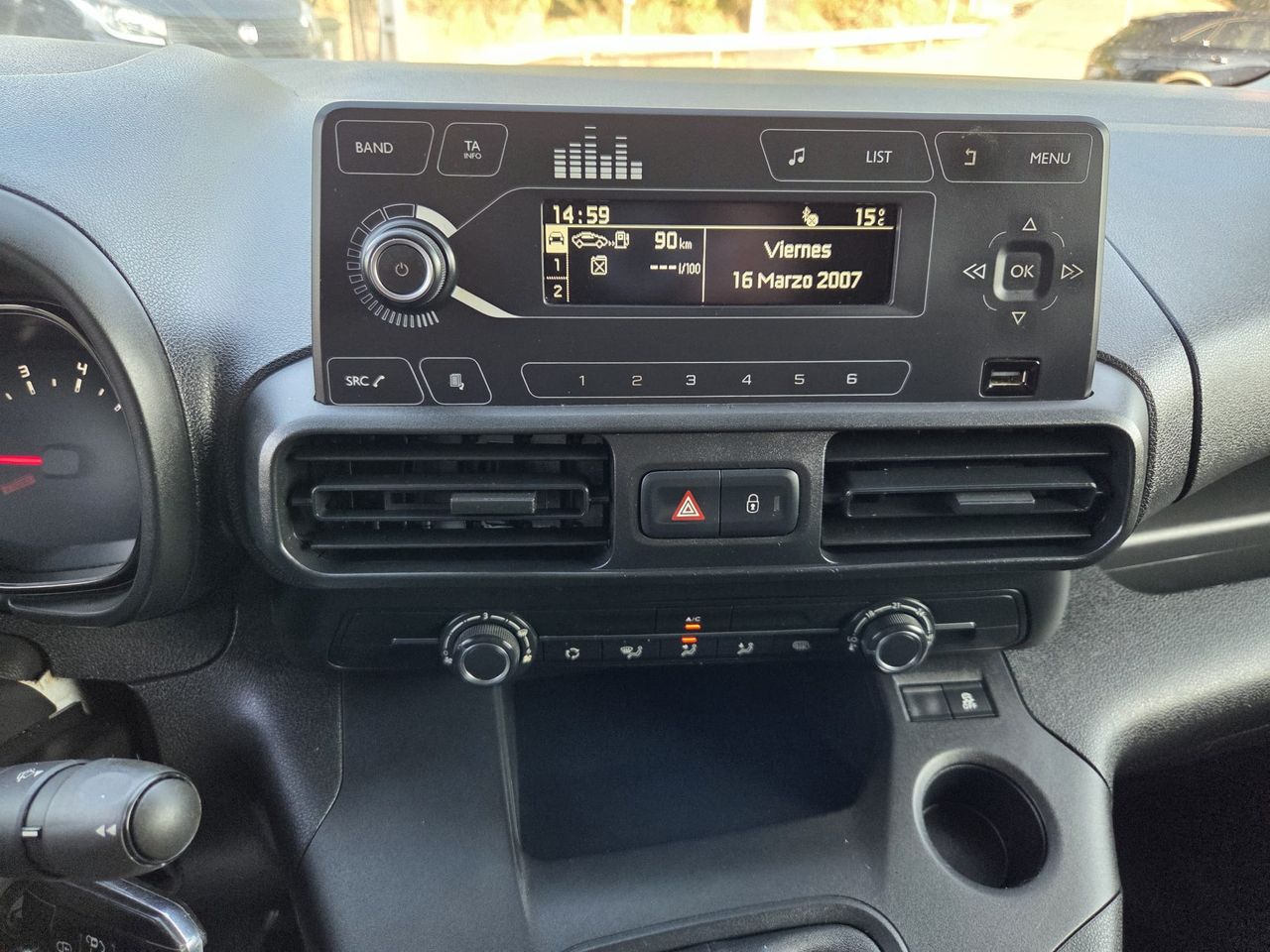 Peugeot Partner PRO STANDARD 600 KG BLUE HDI 100 CV  - Foto 2