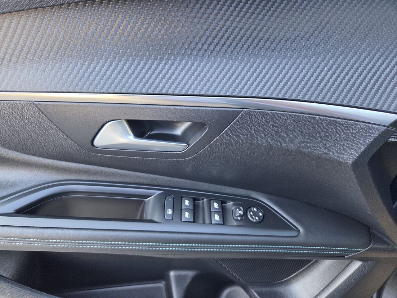 Peugeot 3008 ALLURE PACK BLUE HDI 130 CV EAT8  - Foto 2