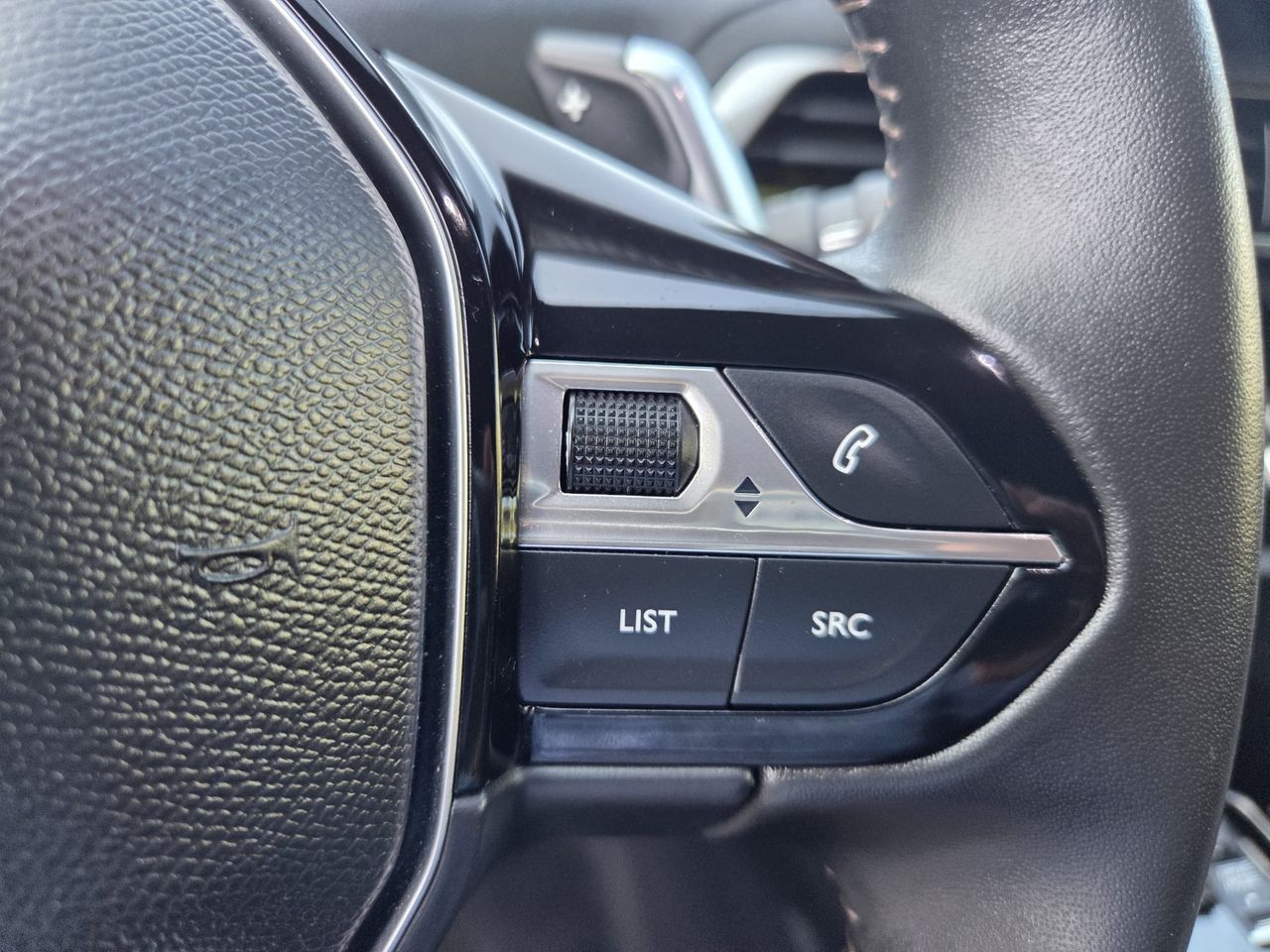 Peugeot 3008 ALLURE PACK BLUE HDI 130 CV EAT8  - Foto 2