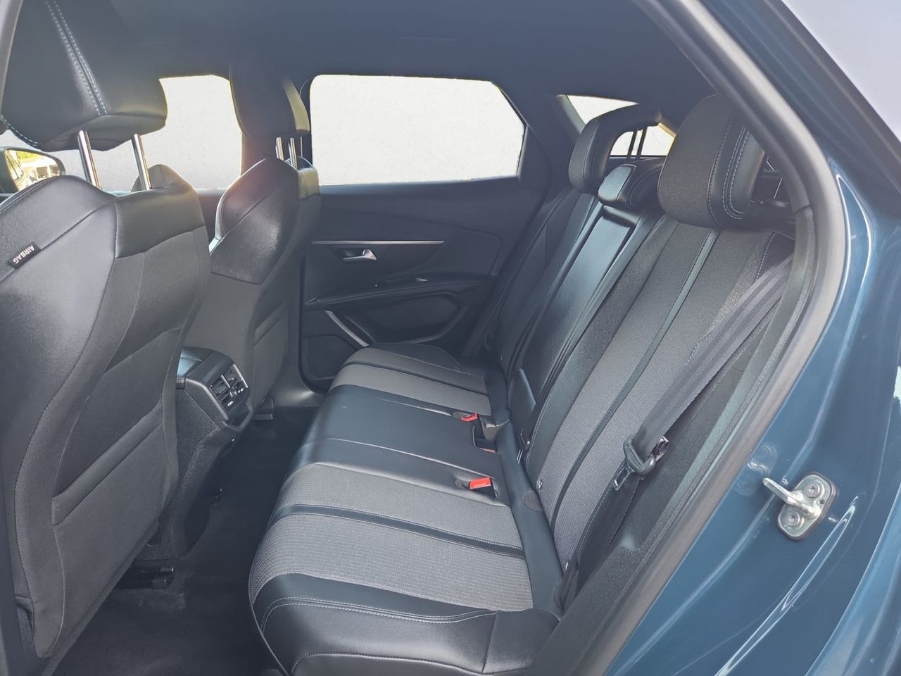 Peugeot 3008 ALLURE PACK BLUE HDI 130 CV EAT8  - Foto 2