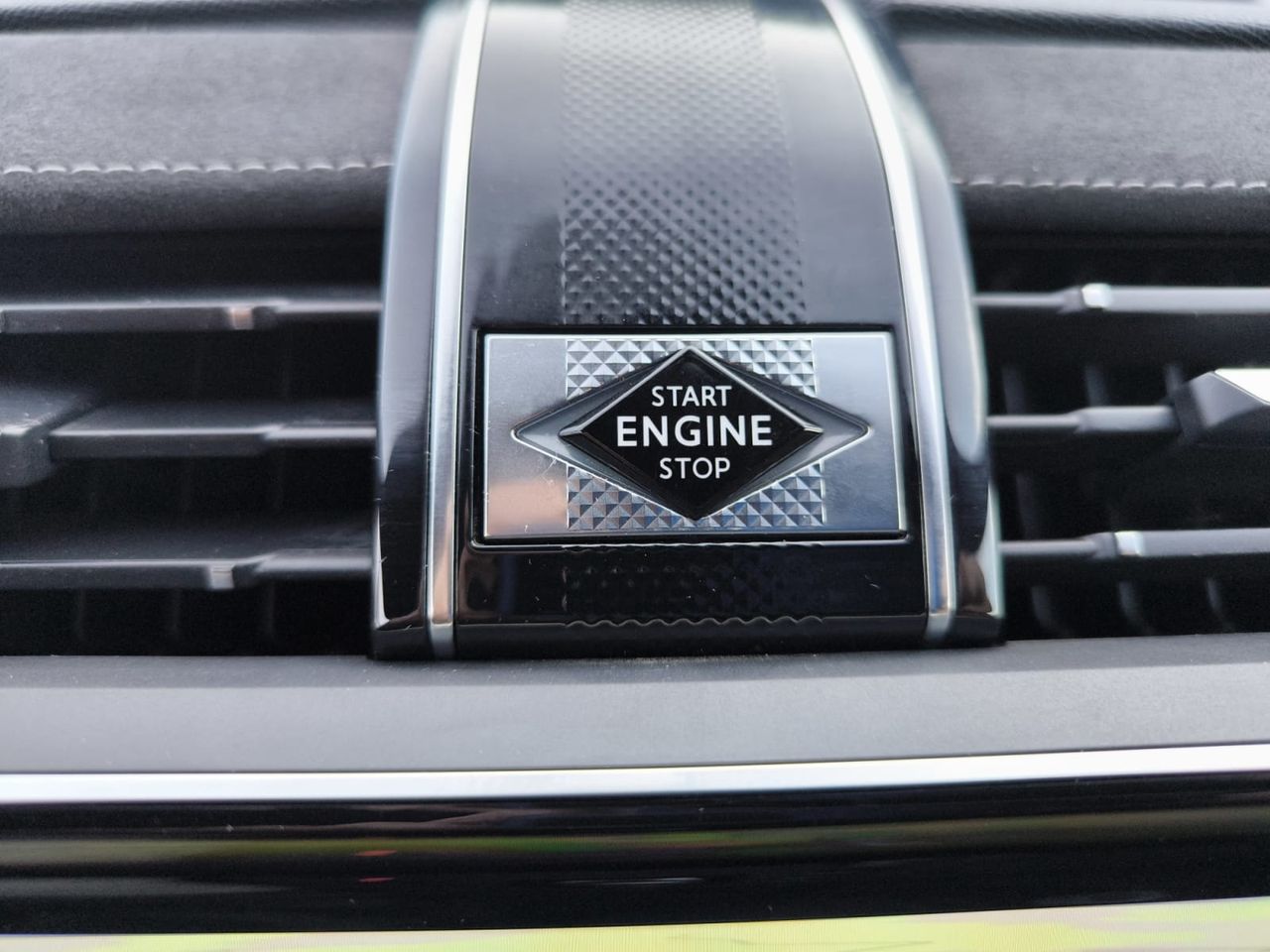 DS DS 7 1.6 ETENSE 300 PERF LINE AUTO 4WD 5P  - Foto 2