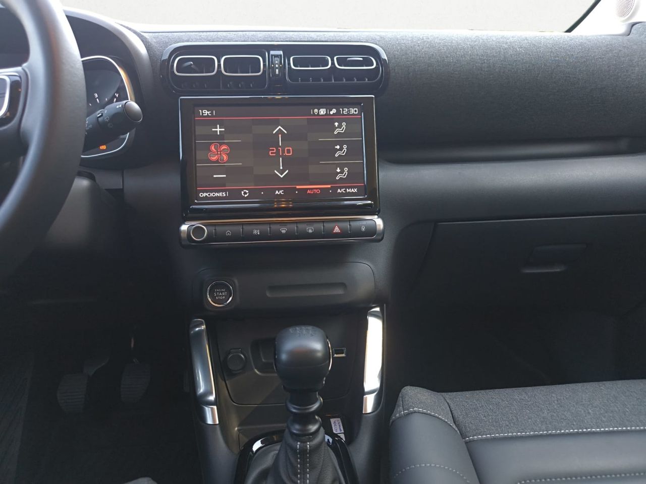 Citroën C3 Aircross BLUE HDI 110 CV SHINE  - Foto 2