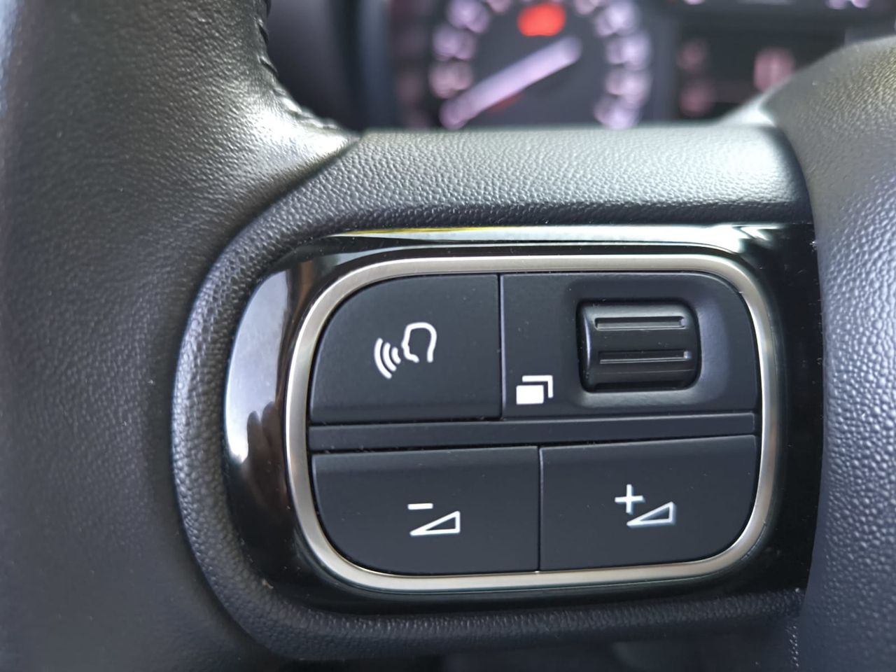 Citroën C3 Aircross BLUE HDI 110 CV C SERIES  - Foto 2