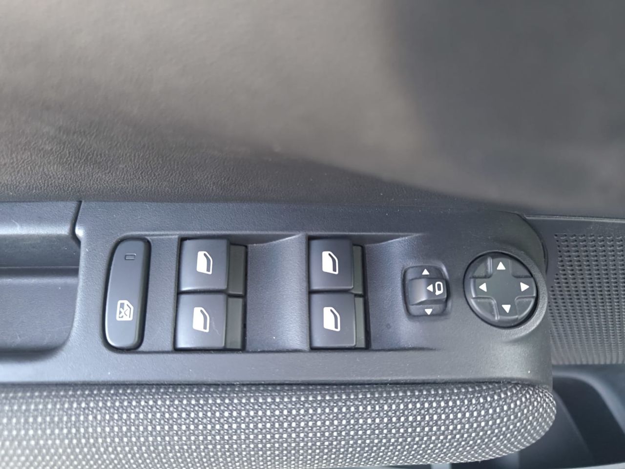 Citroën C3 Aircross BLUE HDI 110 CV C SERIES  - Foto 2