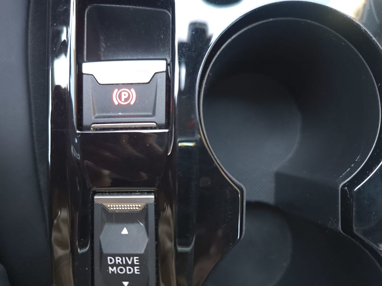 Peugeot 208 ALLURE PURE TECH 100 CV  - Foto 2