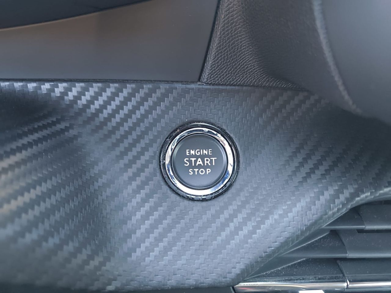 Peugeot 208 ALLURE PURE TECH 100 CV  - Foto 2