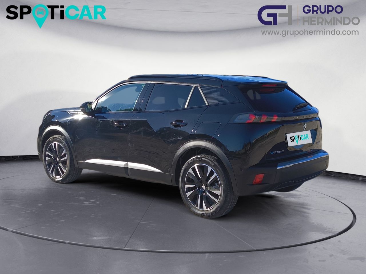Peugeot e-2008 GT LINE ELECTRICO 136 CV  - Foto 2
