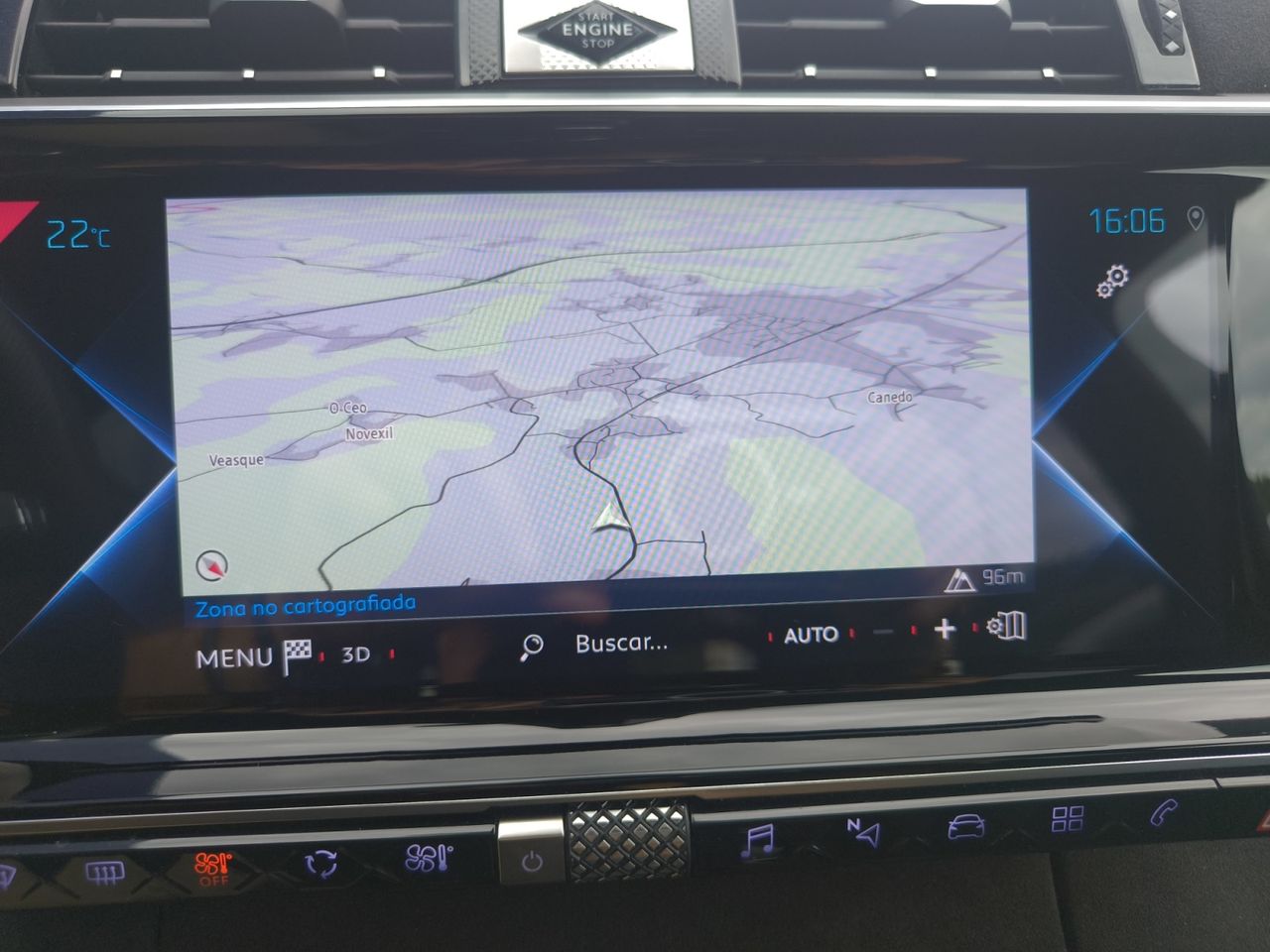 DS DS 7 CROSSBACK E TENSE 225 PERFORMANCE LINE  - Foto 2