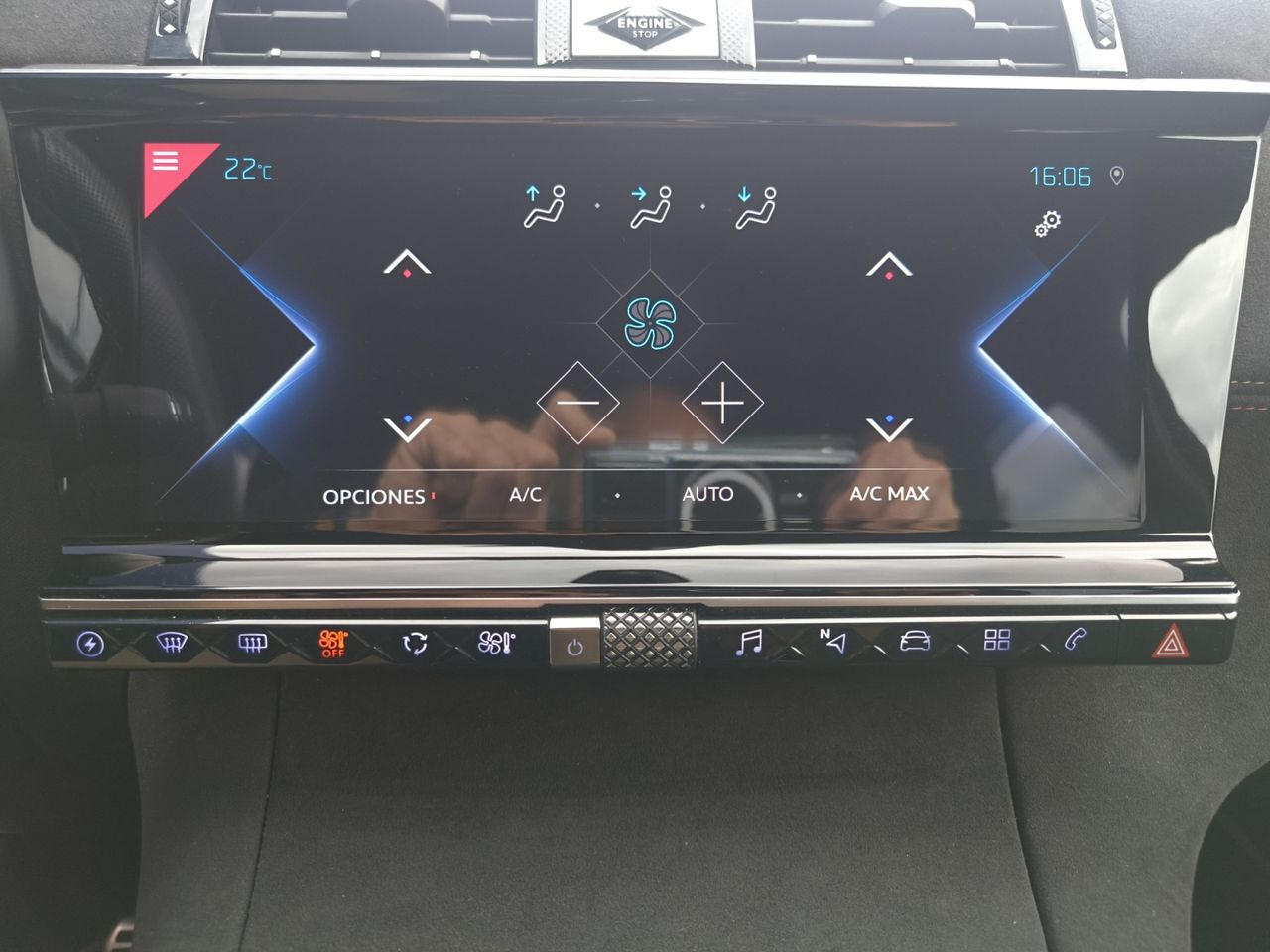 DS DS 7 CROSSBACK E TENSE 225 PERFORMANCE LINE  - Foto 2