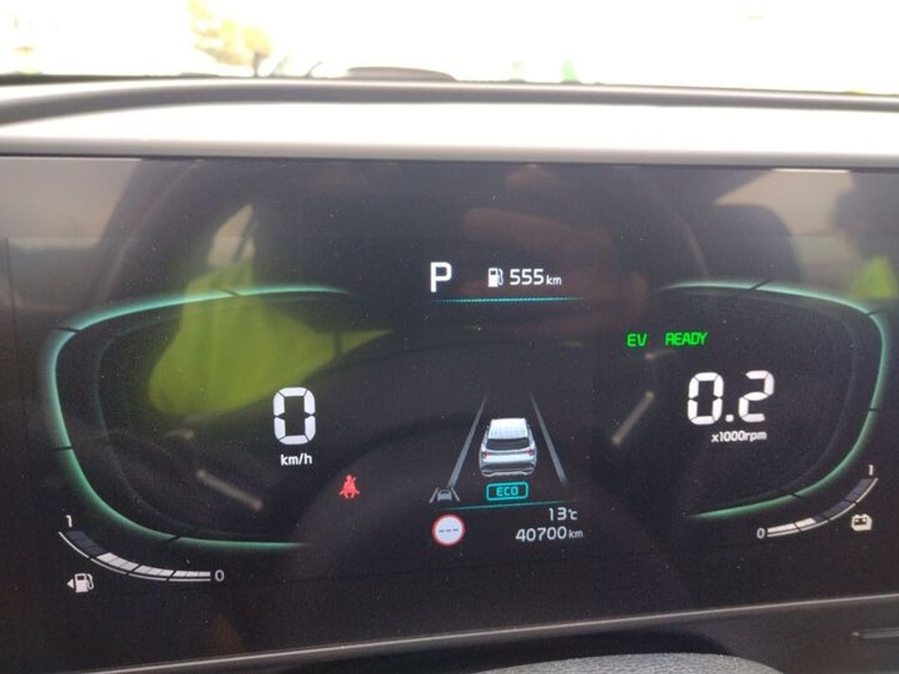 Kia Sportage 1.6 T-GDI HEV 230 CV DRIVE 4X2  - Foto 2