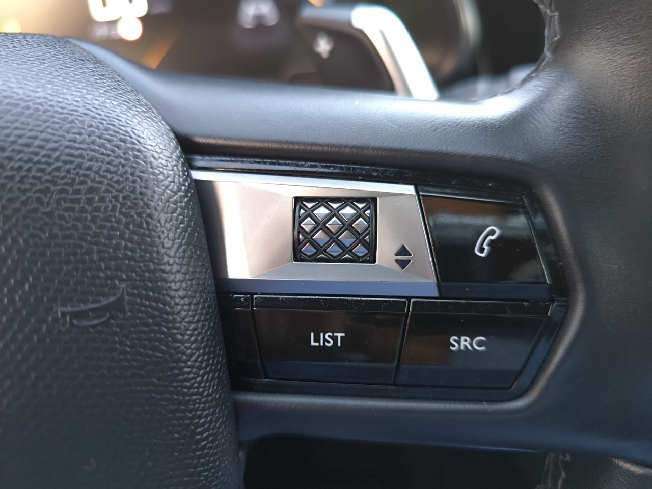 DS DS 7 CROSSBACK BLUE HDI 130 CV AUT SO CHIC  - Foto 2