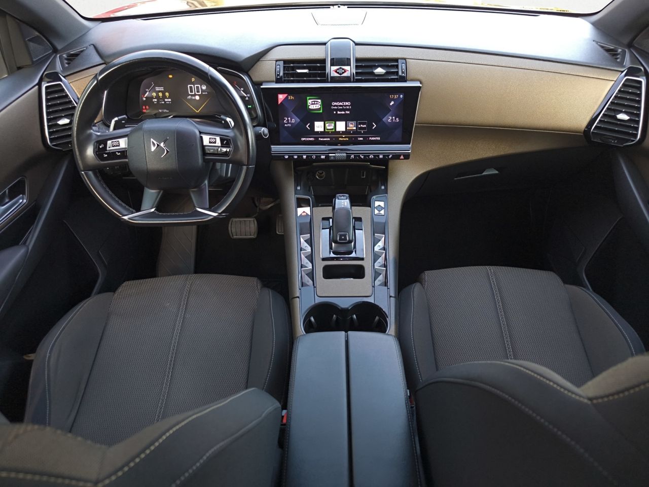 DS DS 7 CROSSBACK BLUE HDI 130 CV AUT SO CHIC  - Foto 2