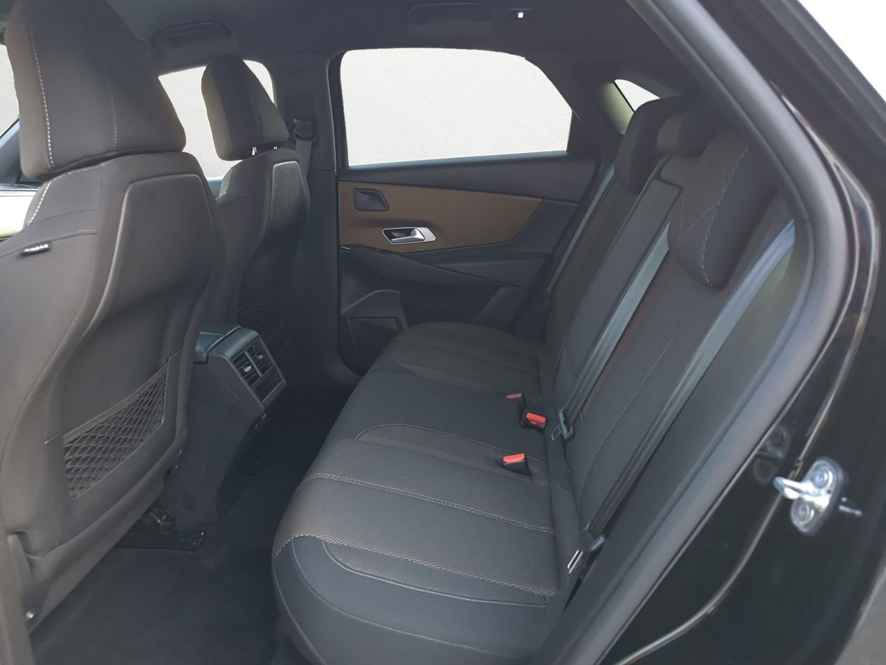 DS DS 7 CROSSBACK BLUE HDI 130 CV AUT SO CHIC  - Foto 2