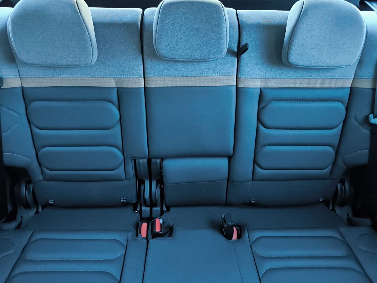 Citroën C3 Aircross SHINE PACK BLUE HDI 110 CV  - Foto 2