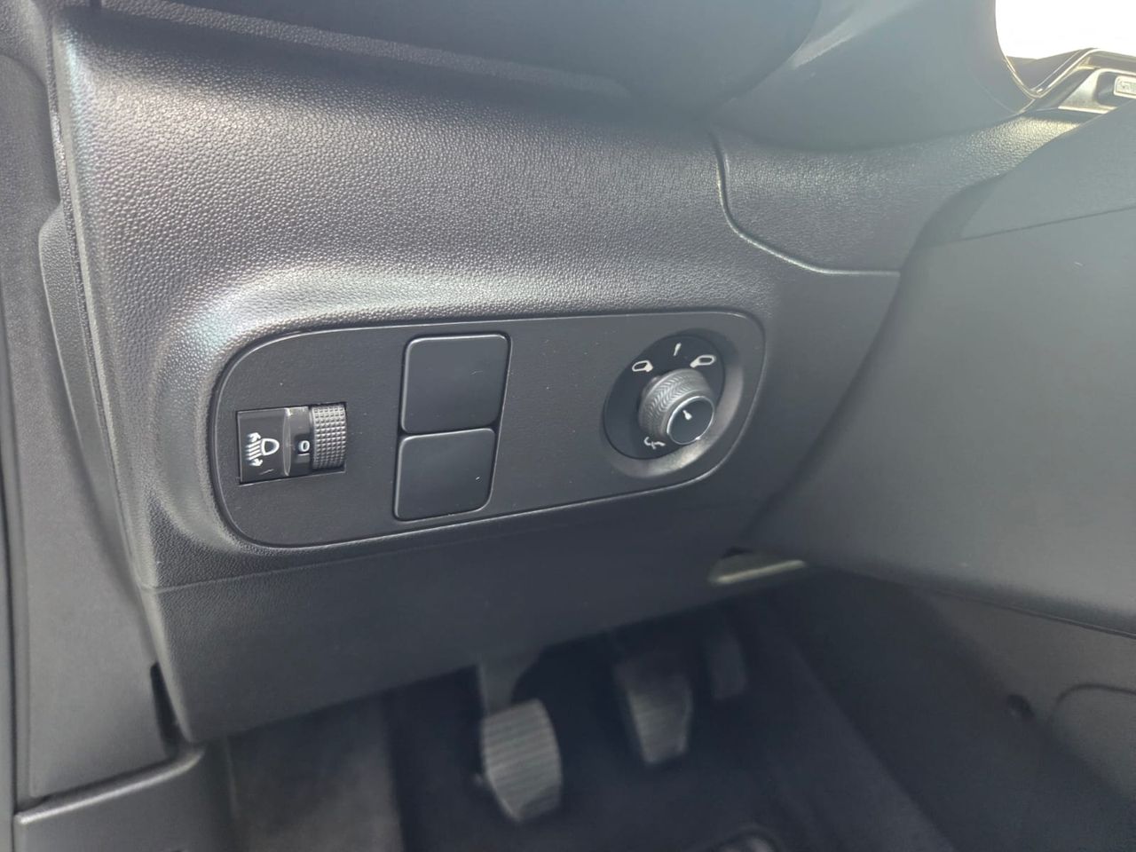 Citroën C3 PURE TECH 83 CV FEEL  - Foto 2