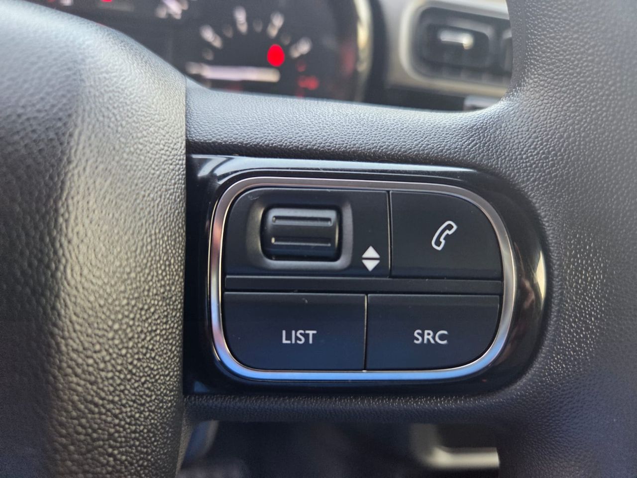 Citroën C3 PURE TECH 83 CV FEEL  - Foto 2