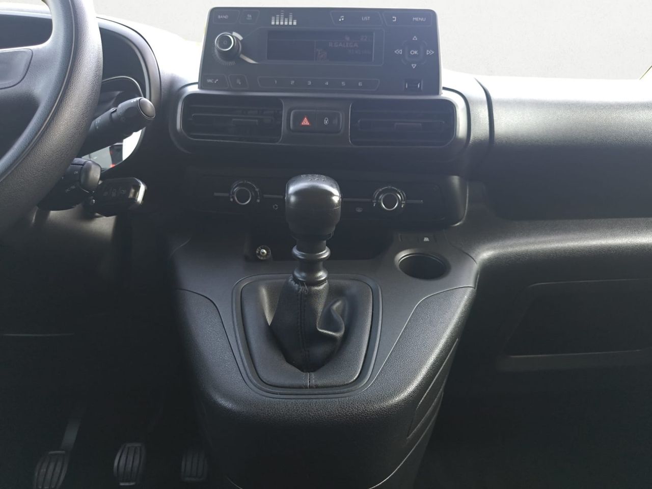 Citroën Berlingo TALLA M LIVE PACK BUSINESS BLUE HDI 100 CV  - Foto 2