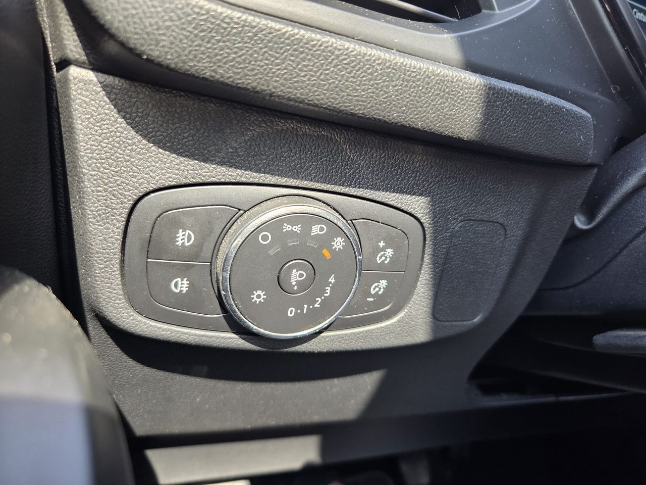 Ford Focus ST LINE ECOBOOST 125 CV  - Foto 2