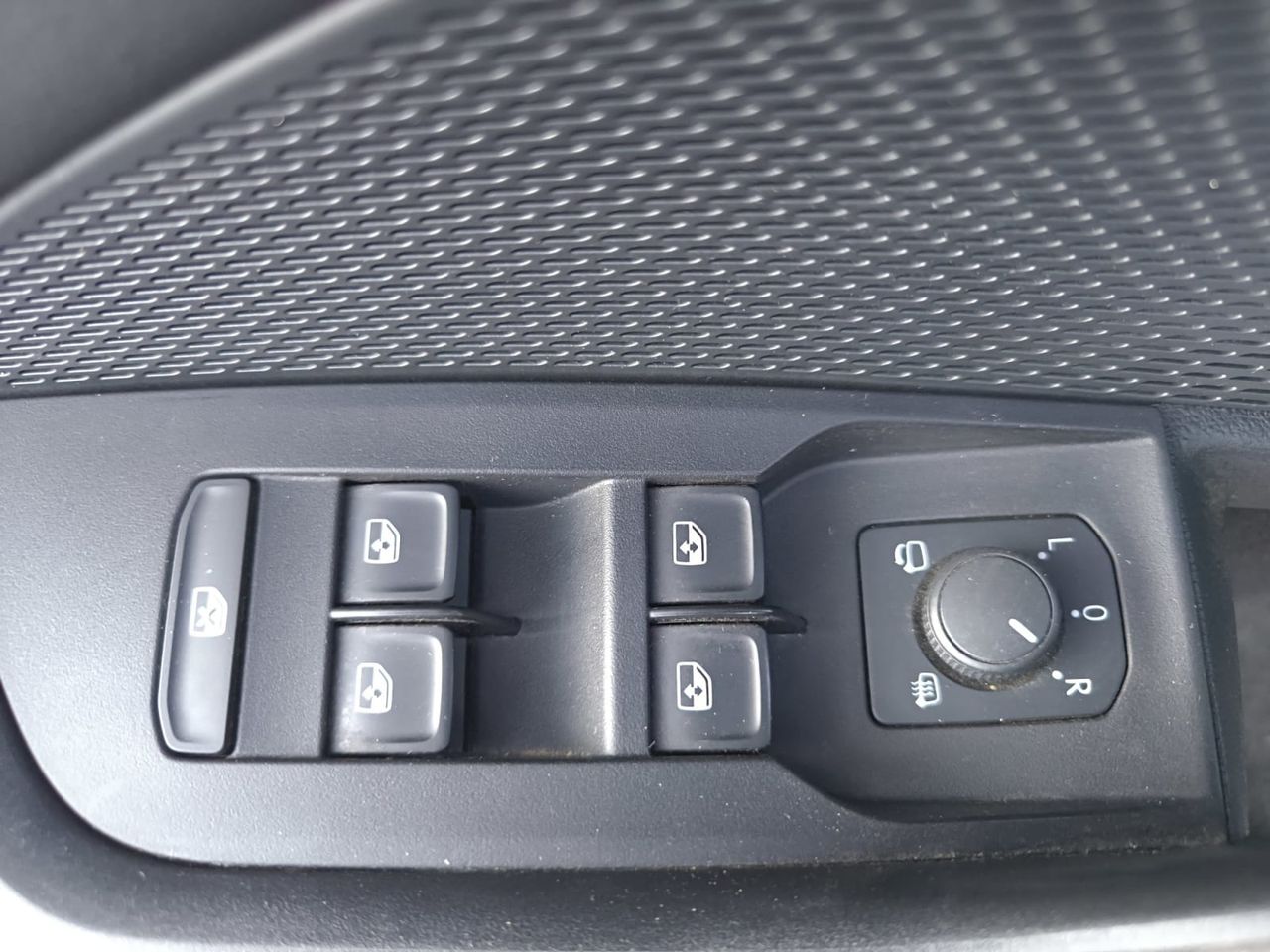 Skoda Octavia COMBI 2.0 TDI 150 CV DSG AMBITION + PACK BUSINESS  - Foto 2