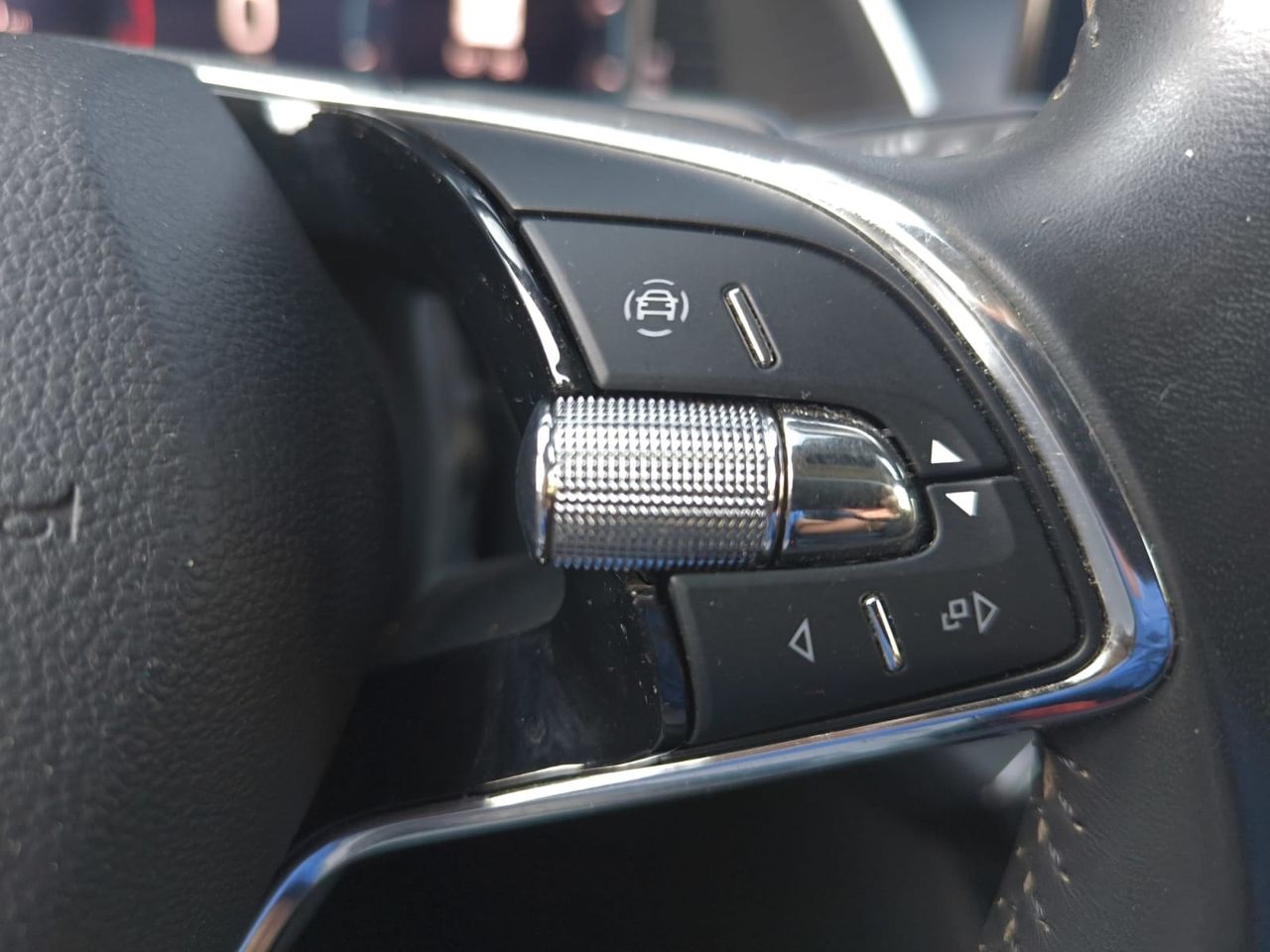 Skoda Octavia COMBI 2.0 TDI 150 CV DSG AMBITION + PACK BUSINESS  - Foto 2