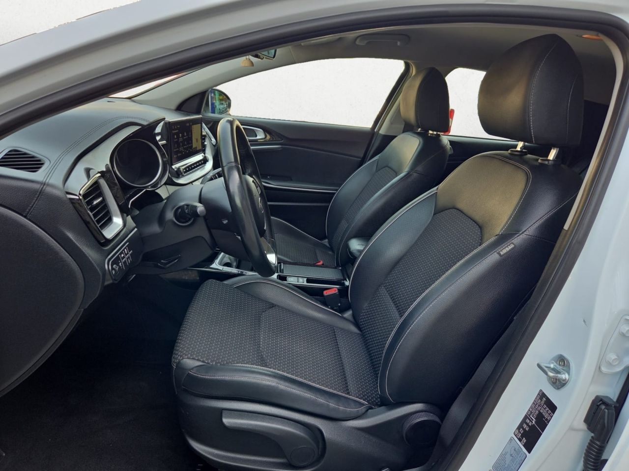 Kia XCeed 1.0 TGDI TECH 120 CV  - Foto 2